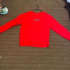 Red Tommy Hilfiger sweatshirt